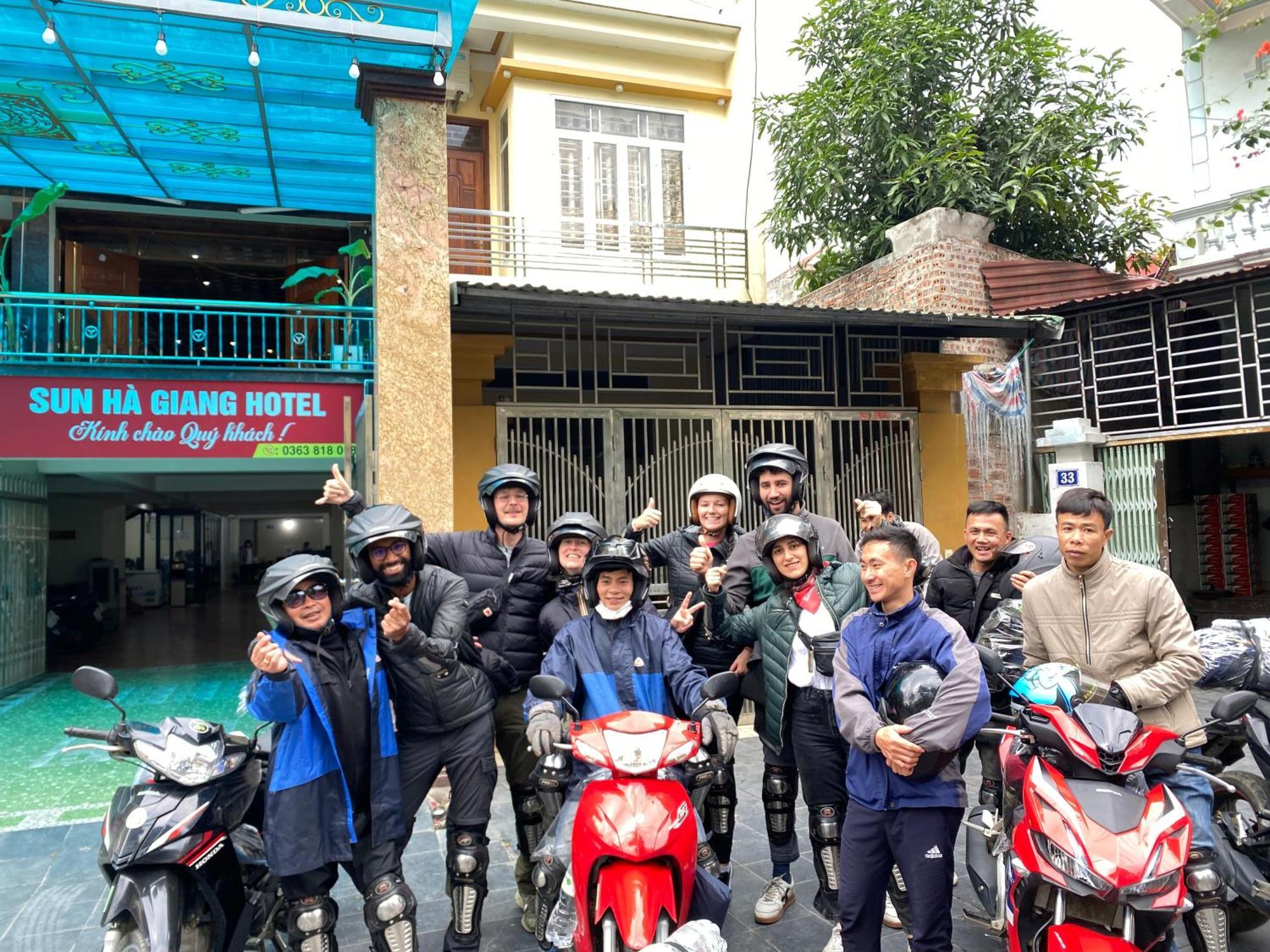 Sun Ha Giang Hotel-Tours-Motorbike Rental 外观 照片